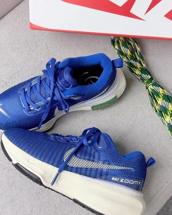 Nike azul royal